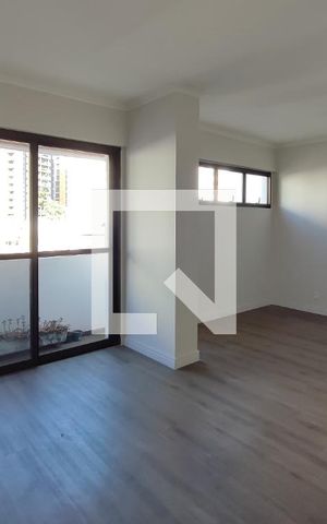 Apartamento à venda com 98m², 3 quartos e 1 vaga Apartamento à venda com 98m², 3 quartos e 1 vagaSala