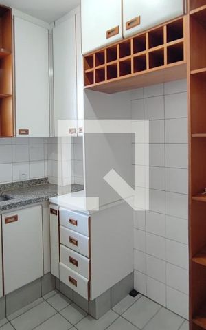 Apartamento à venda com 98m², 3 quartos e 1 vaga Apartamento à venda com 98m², 3 quartos e 1 vagaCozinha