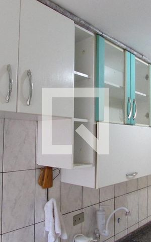 Apartamento à venda com 58m², 2 quartos e 1 vagaCozinha - Armários