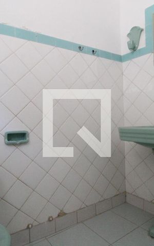 Casa para alugar com 185m², 2 quartos e sem vagaBanheiro