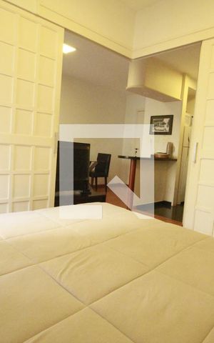 Apartamento à venda com 35m², 1 quarto e 1 vagaQuarto