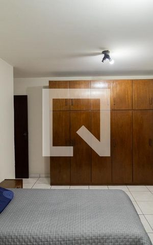 Casa à venda com 336m², 3 quartos e 6 vagasQuarto 