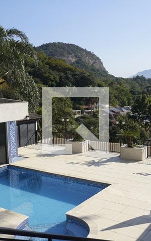 Casa de condomínio à venda com 563m², 6 quartos e 4 vagasPiscina e Area Gourmet