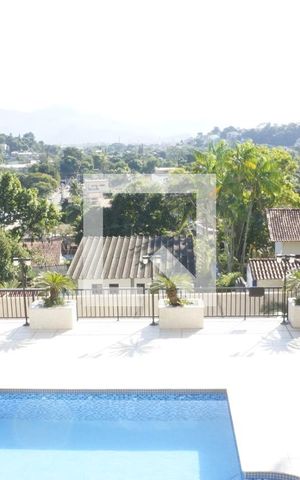 Casa de condomínio à venda com 563m², 6 quartos e 4 vagasVista Sala 2
