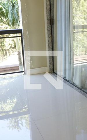 Casa de condomínio à venda com 563m², 6 quartos e 4 vagasVaranda Ventilação - Suite 5