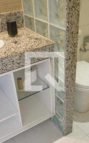 Casa de condomínio à venda com 563m², 6 quartos e 4 vagasLavabo