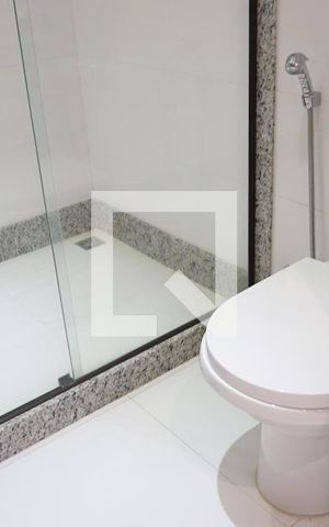 Casa de condomínio à venda com 563m², 6 quartos e 4 vagasbanheiro Suite 1