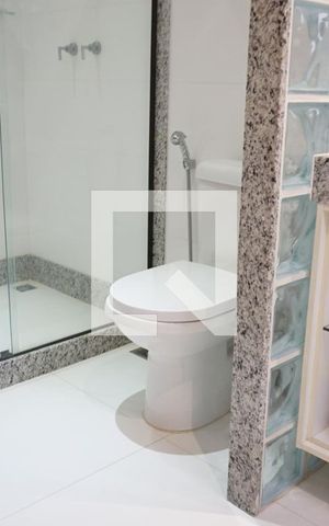 Casa de condomínio à venda com 563m², 6 quartos e 4 vagasbanheiro Suite 1