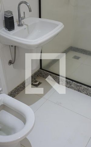 Casa de condomínio à venda com 563m², 6 quartos e 4 vagasBanheiro - Lavanderia