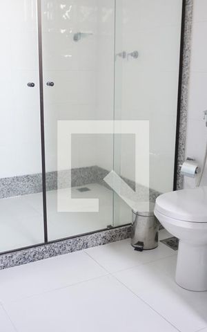 Casa de condomínio à venda com 563m², 6 quartos e 4 vagasBanheiro - Suite 3
