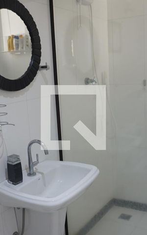Casa de condomínio à venda com 563m², 6 quartos e 4 vagasBanheiro - Lavanderia