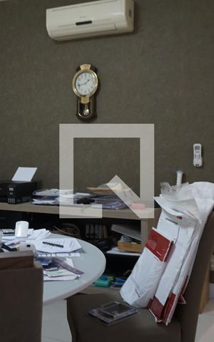 Casa de condomínio à venda com 563m², 6 quartos e 4 vagasQuarto Suite 1 / Escritório