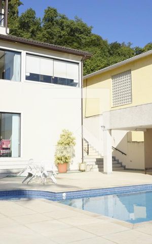 Casa de condomínio à venda com 563m², 6 quartos e 4 vagasPiscina e Area Gourmet