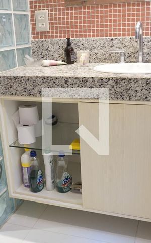 Casa de condomínio à venda com 563m², 6 quartos e 4 vagasbanheiro Suite 1