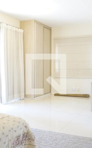 Casa de condomínio à venda com 563m², 6 quartos e 4 vagasSuite 2