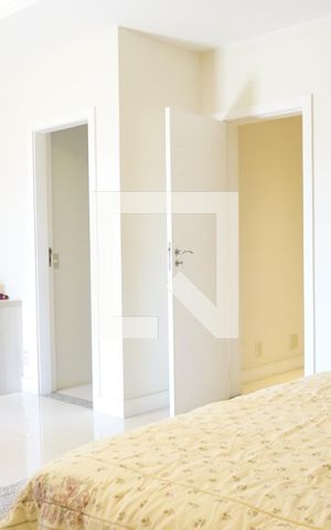 Casa de condomínio à venda com 563m², 6 quartos e 4 vagasSuite 2