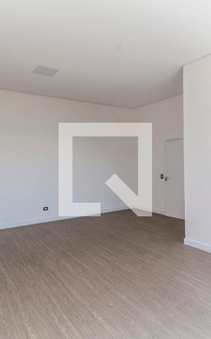 Casa de condomínio à venda com 540m², 4 quartos e 4 vagas Casa de condomínio à venda com 540m², 4 quartos e 4 vagasSuíte 1