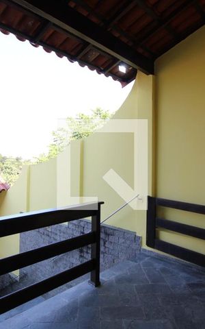 Casa de condomínio à venda com 320m², 5 quartos e 2 vagasSala Varanda