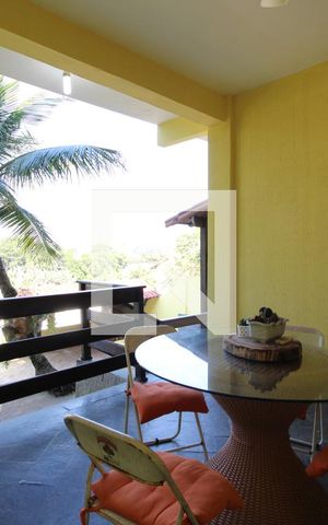 Casa de condomínio à venda com 320m², 5 quartos e 2 vagasSala Varanda