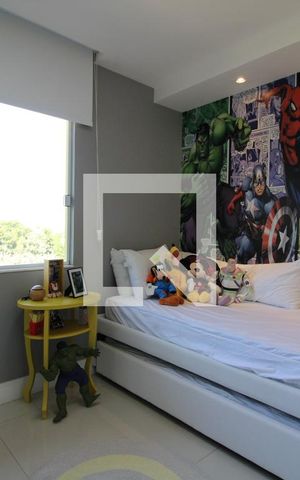 Casa de condomínio à venda com 320m², 5 quartos e 2 vagasQuarto 3 Suíte