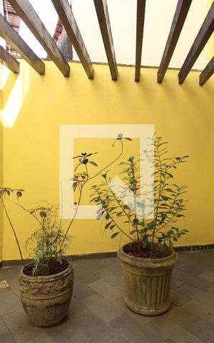 Casa de condomínio à venda com 320m², 5 quartos e 2 vagasSala Jardim de Inverna