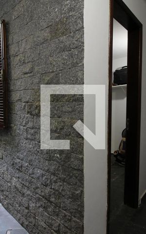 Casa de condomínio à venda com 320m², 5 quartos e 2 vagasÁrea Externa Entrada