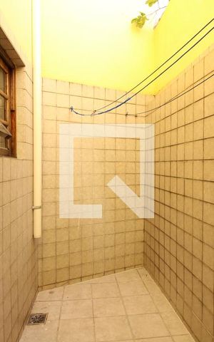 Casa de condomínio à venda com 320m², 5 quartos e 2 vagasÁrea de Serviço