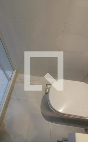Casa de condomínio à venda com 320m², 5 quartos e 2 vagasQuarto 3 Banheiro da Suíte