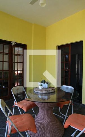 Casa de condomínio à venda com 320m², 5 quartos e 2 vagasSala Varanda