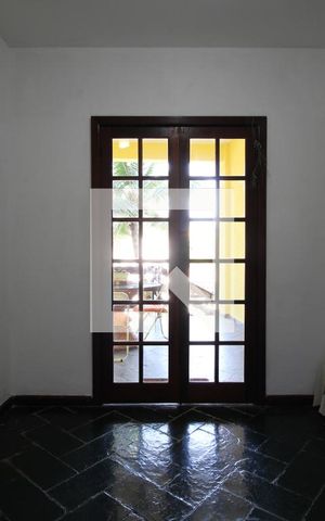 Casa de condomínio à venda com 320m², 5 quartos e 2 vagasCozinha