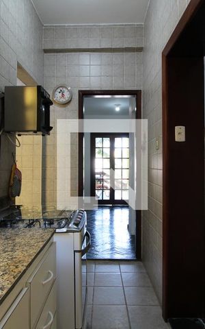 Casa de condomínio à venda com 320m², 5 quartos e 2 vagasCozinha