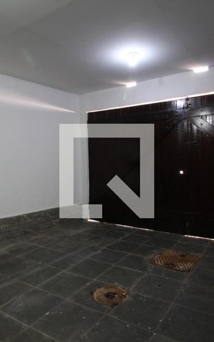 Casa de condomínio à venda com 320m², 5 quartos e 2 vagasGaragem