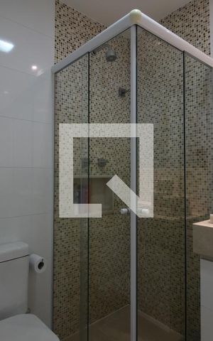 Casa de condomínio à venda com 320m², 5 quartos e 2 vagasBanheiro Social 1