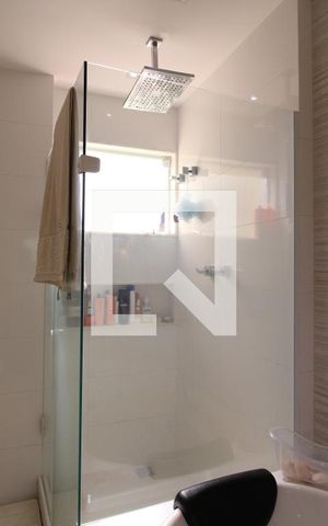 Casa de condomínio à venda com 320m², 5 quartos e 2 vagasQuarto 4 Banheiro da Suíte Principal