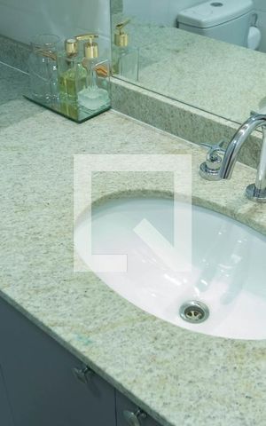 Apartamento à venda com 33m², 1 quarto e sem vaga Apartamento à venda com 33m², 1 quarto e sem vagaBanheiro