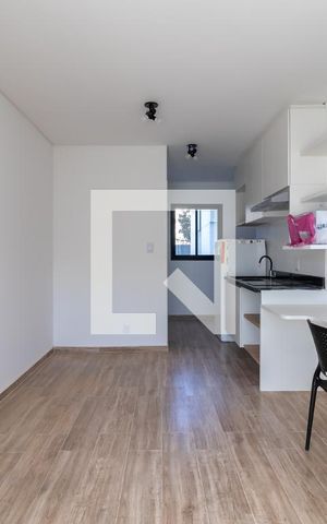 Apartamento à venda com 28m², 1 quarto e sem vagaSala e Quarto
