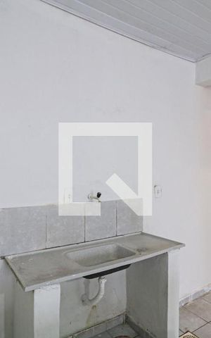 Casa para alugar com 30m², 1 quarto e sem vaga Casa para alugar com 30m², 1 quarto e sem vagaCozinha