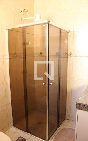 Apartamento à venda com 160m², 4 quartos e 2 vagas Apartamento à venda com 160m², 4 quartos e 2 vagasBanheiro da Suíte