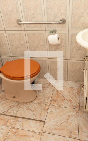 Casa à venda com 94m², 2 quartos e 3 vagas Casa à venda com 94m², 2 quartos e 3 vagasBanheiro 2