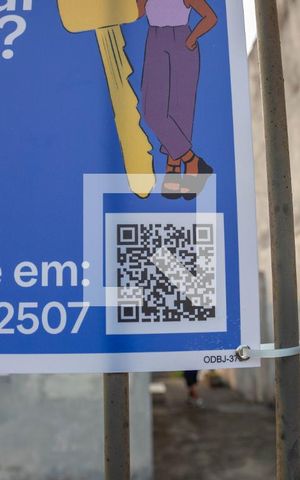 Casa à venda com 94m², 2 quartos e 3 vagas Casa à venda com 94m², 2 quartos e 3 vagasPlaca
