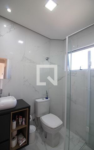 Apartamento à venda com 78m², 2 quartos e 1 vagaBanheiro Social