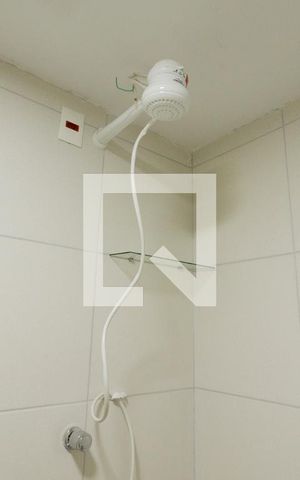 Casa de condomínio para alugar com 40m², 1 quarto e sem vagaBanheiro