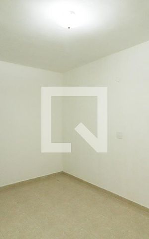 Casa de condomínio para alugar com 40m², 1 quarto e sem vagaSala/Quarto