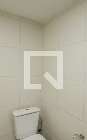 Casa de condomínio para alugar com 40m², 1 quarto e sem vagaBanheiro