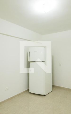 Casa de condomínio para alugar com 40m², 1 quarto e sem vagaSala/Quarto