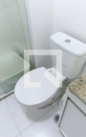 Apartamento à venda com 69m², 2 quartos e 1 vaga Apartamento à venda com 69m², 2 quartos e 1 vagaBanheiro Social