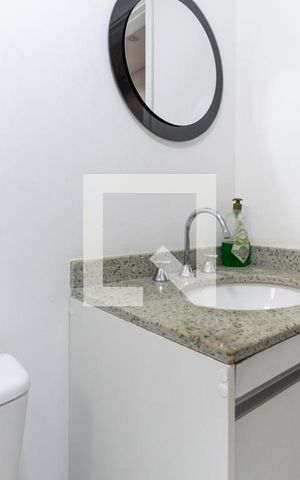 Apartamento à venda com 69m², 2 quartos e 1 vaga Apartamento à venda com 69m², 2 quartos e 1 vagaBanheiro Social