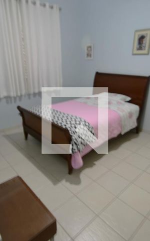 Casa à venda com 250m², 5 quartos e 2 vagasQuarto Suíte 2