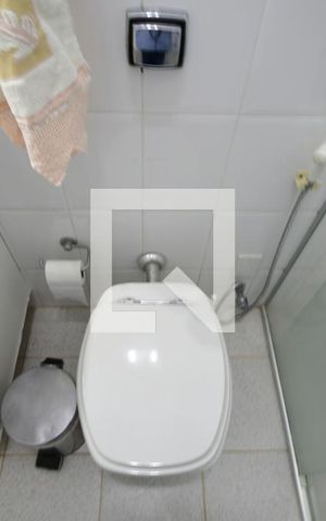 Casa à venda com 250m², 5 quartos e 2 vagasBanheiro 1 - Suíte