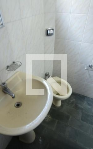 Casa à venda com 250m², 5 quartos e 2 vagasBanheiro 5 - Suíte